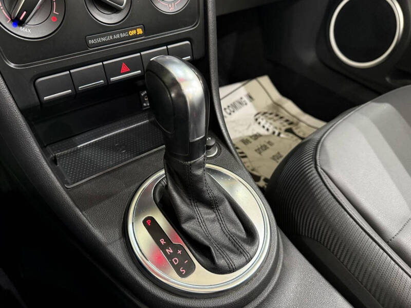 2013 Volkswagen Beetle Convertible