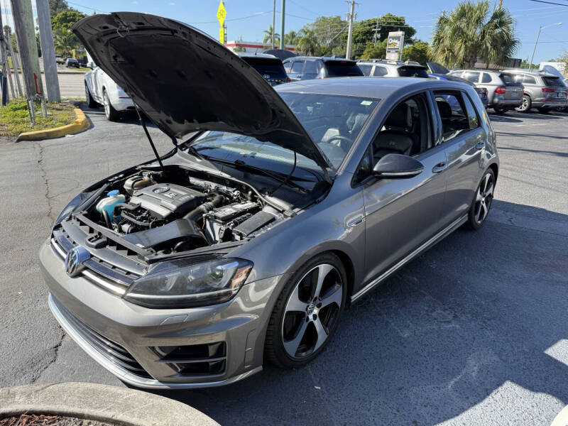 2016 Volkswagen Golf R 4Motion