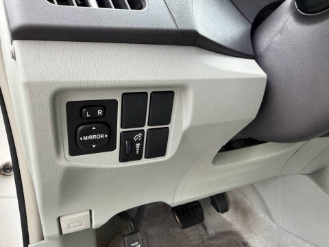 2011 Toyota Prius Three