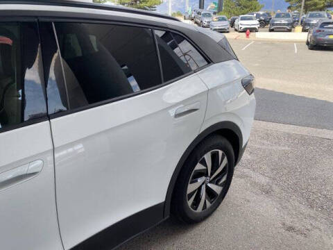 2023 Volkswagen ID.4 Pro