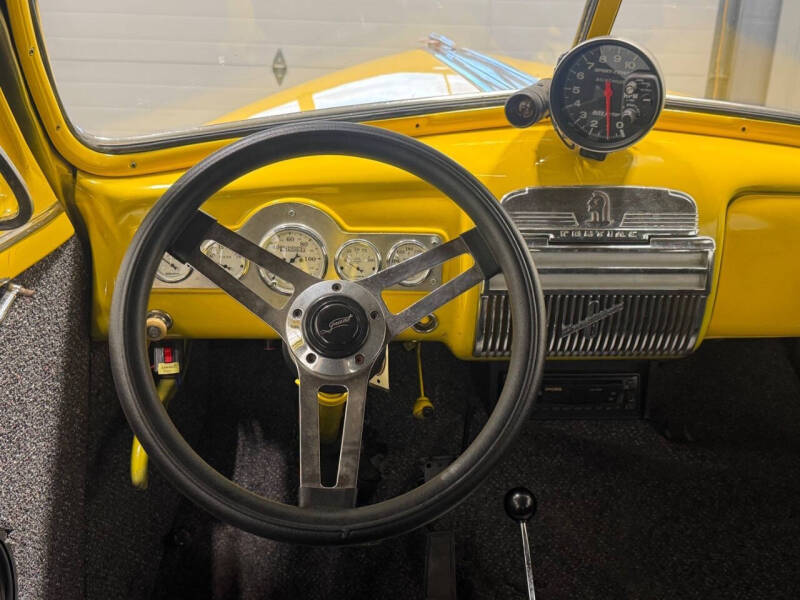 1948 Pontiac Silver Streak