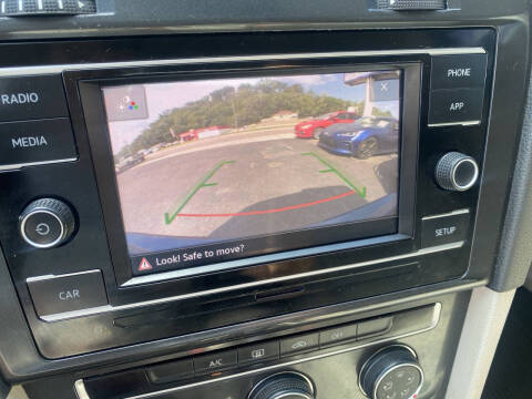 2018 Volkswagen Golf TSI S