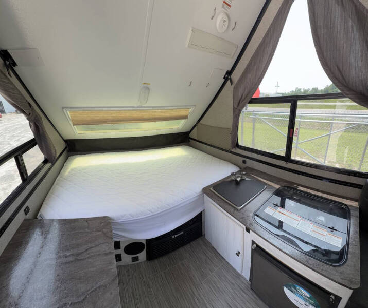 2019 Rockwood A122S