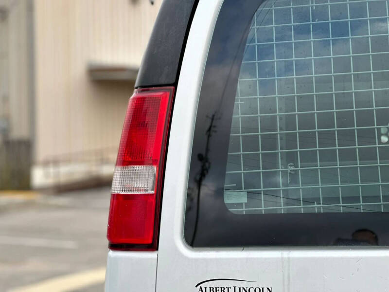 2017 Chevrolet Express 2500