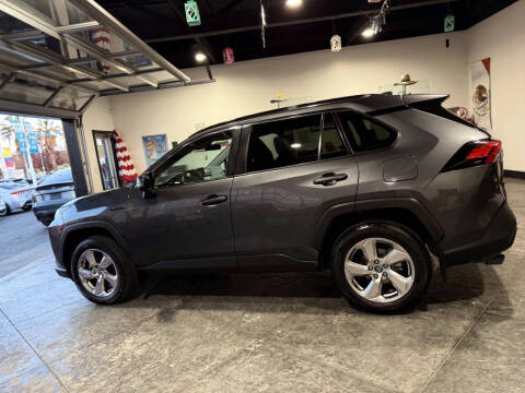 2021 Toyota RAV4 Hybrid XLE Premium