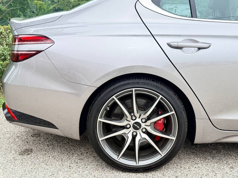 2025 Genesis G70