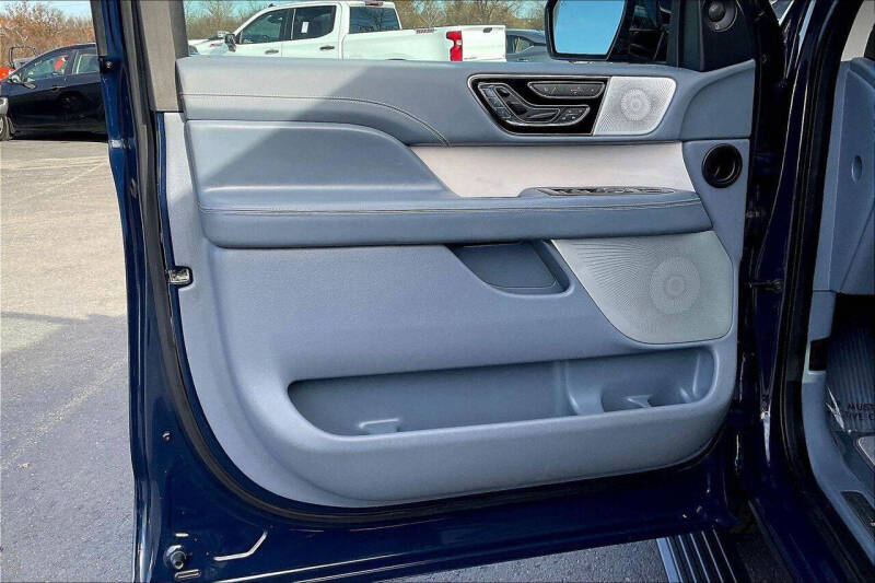 2019 Lincoln Navigator L Black Label