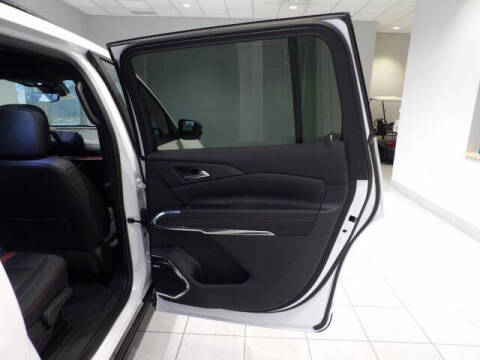 2025 Chevrolet Traverse RS