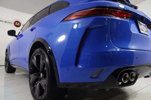 2024 Jaguar F-PACE SVR