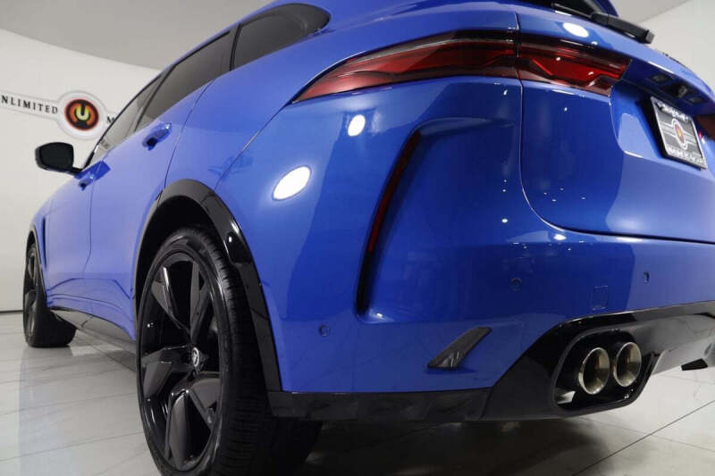 2024 Jaguar F-PACE SVR