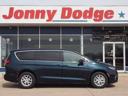 2023 Chrysler Pacifica for sale at Jonny Dodge Chrysler Jeep in Neligh NE