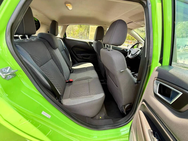 2015 Ford Fiesta SE