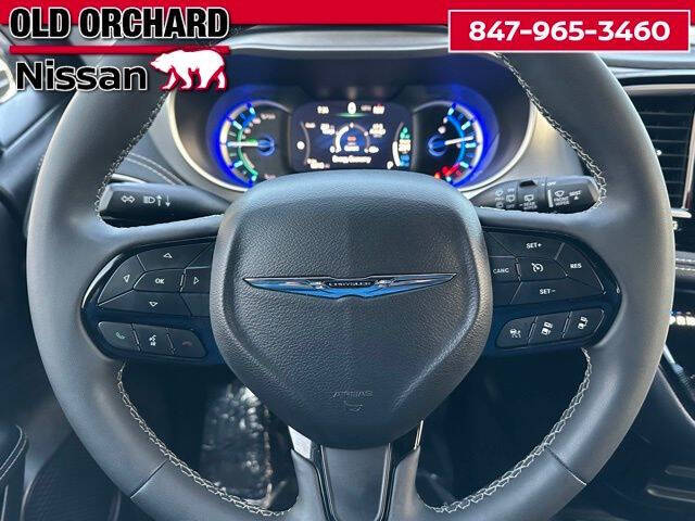 2024 Chrysler Pacifica Plug-In Hybrid Select