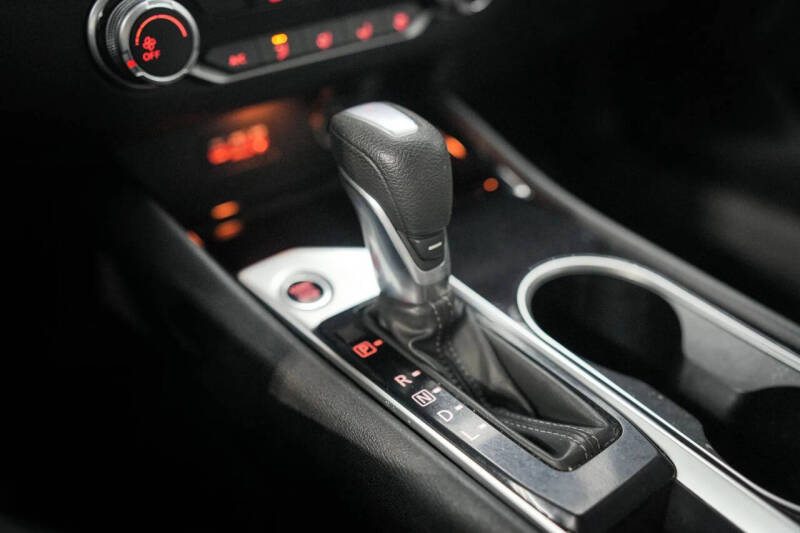 2021 Nissan Altima 2.5 SV