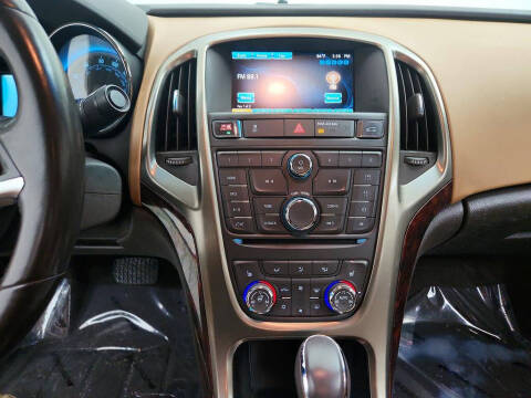 2012 Buick Verano Leather Group