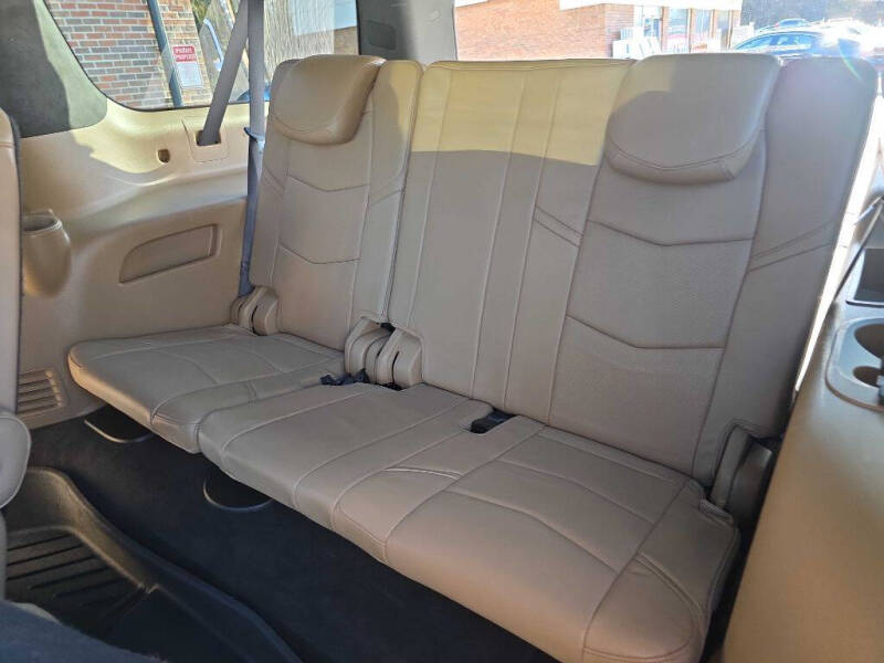 2019 Cadillac Escalade ESV Platinum