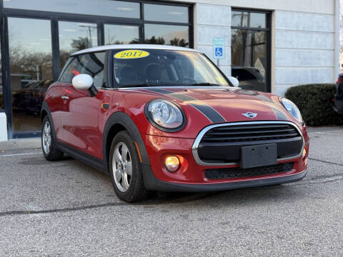 2017 MINI Hardtop 2 Door Cooper