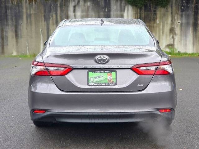 2022 Toyota Camry LE