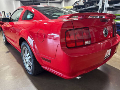 2005 Ford Mustang GT Premium
