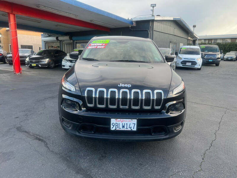 2015 Jeep Cherokee Sport