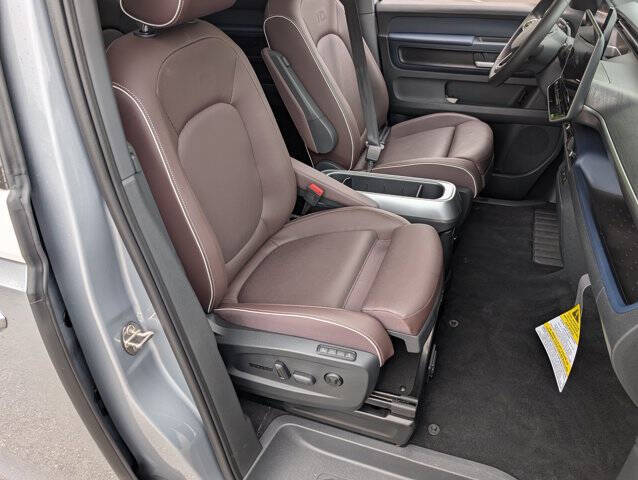 2025 Volkswagen ID. Buzz Pro S Plus
