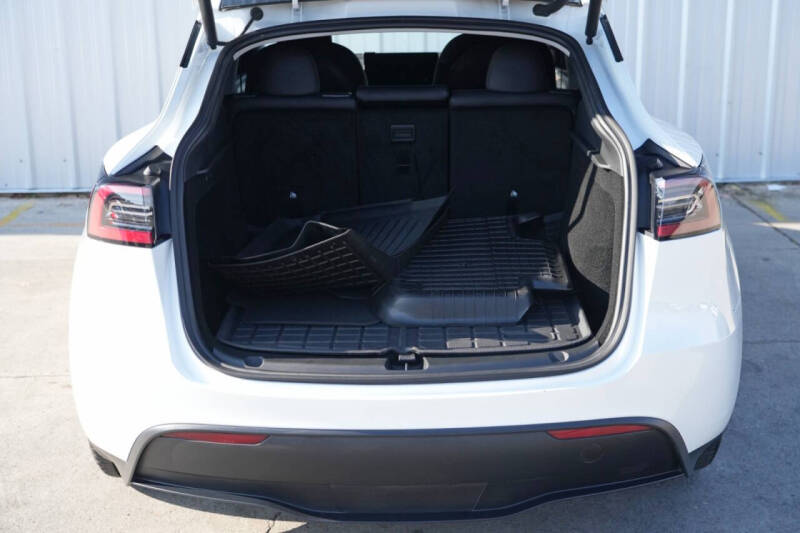 2024 Tesla Model Y Long Range