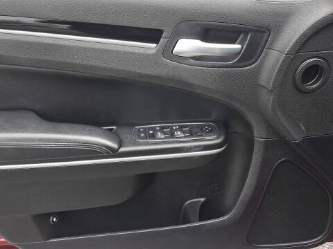 2023 Chrysler 300 S V6