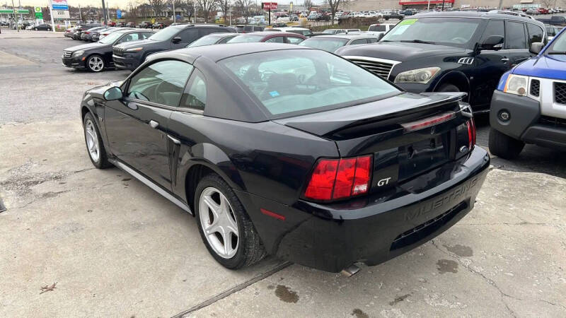 2000 Ford Mustang GT
