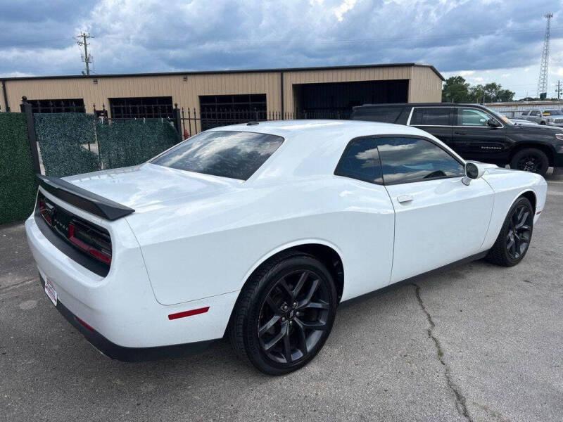 2019 Dodge Challenger SXT