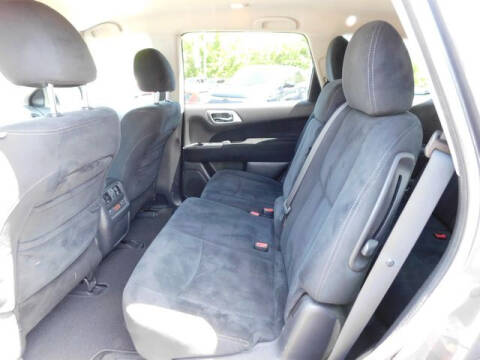 2013 Nissan Pathfinder S