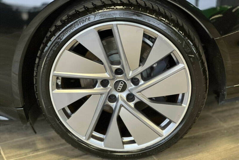 2022 Audi e-tron GT quattro Prestige