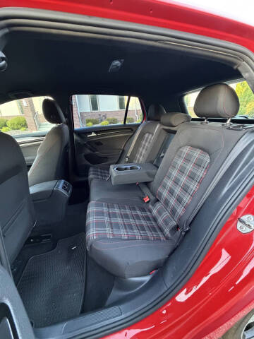 2015 Volkswagen Golf GTI S