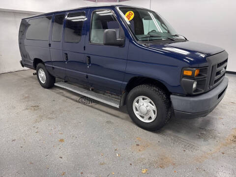 2013 Ford E-Series E-350 SD