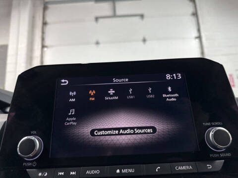 2025 Nissan Pathfinder S