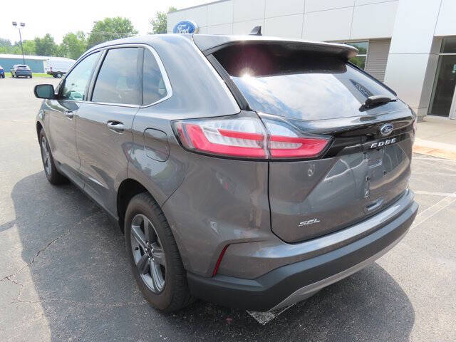 2022 Ford Edge SEL