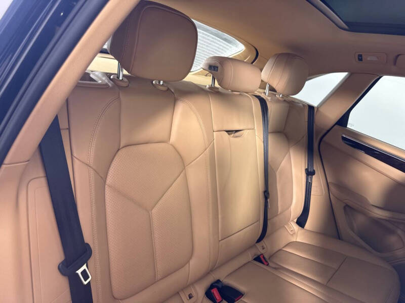 2016 Porsche Macan S