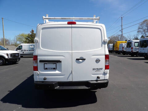 2021 Nissan NV