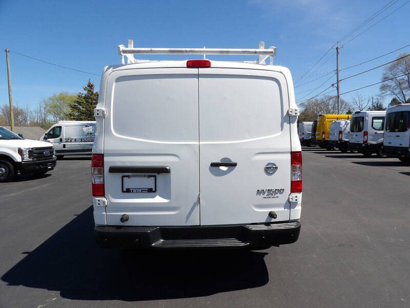 2021 Nissan NV