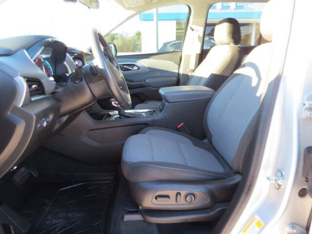 2021 Chevrolet Traverse LT Cloth