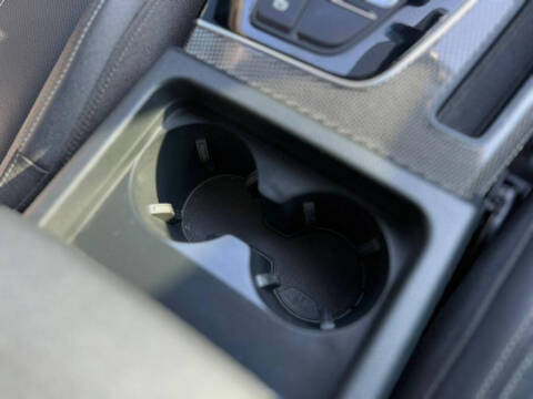 2023 Audi SQ5 3.0T quattro Premium Plus