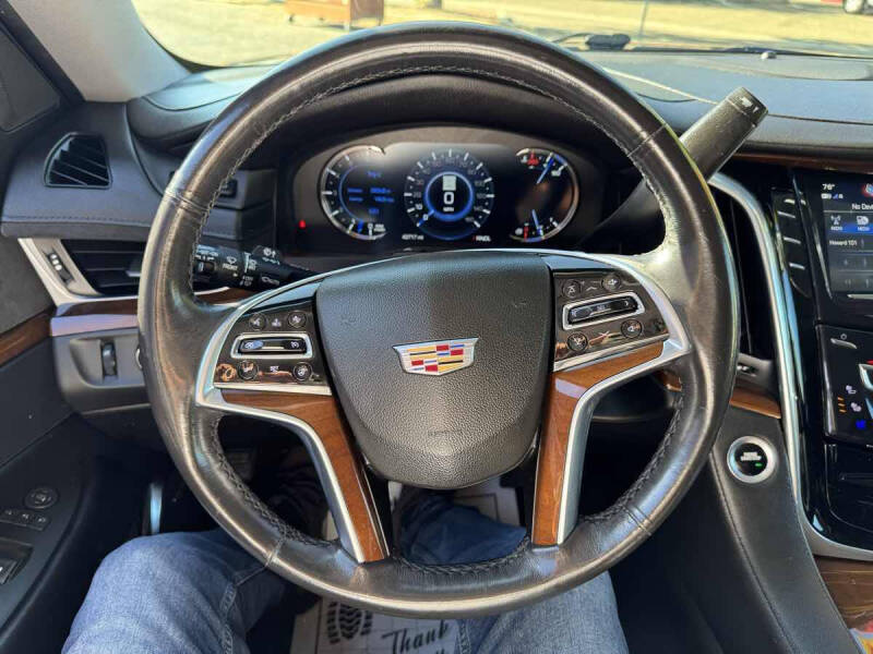 2020 Cadillac Escalade Luxury
