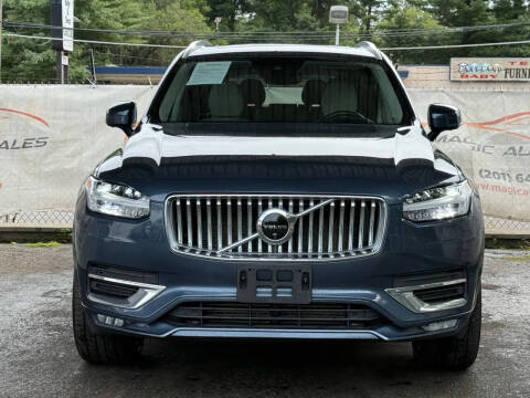 2022 Volvo XC90 T6 Inscription 7-Passenger