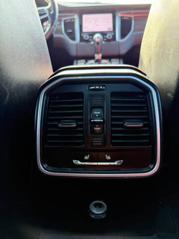 2017 Porsche Macan GTS