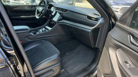 2024 Jeep Grand Cherokee L Altitude