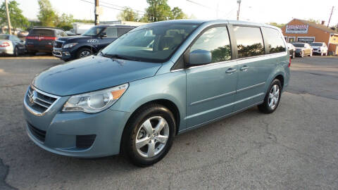 2010 Volkswagen Routan for sale at Unlimited Auto Sales in Upper Marlboro MD