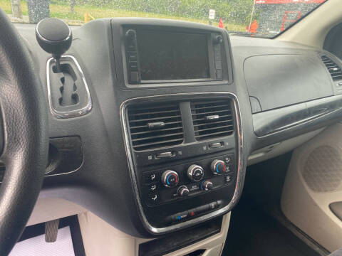 2014 Dodge Grand Caravan SE