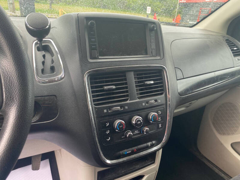 2014 Dodge Grand Caravan SE