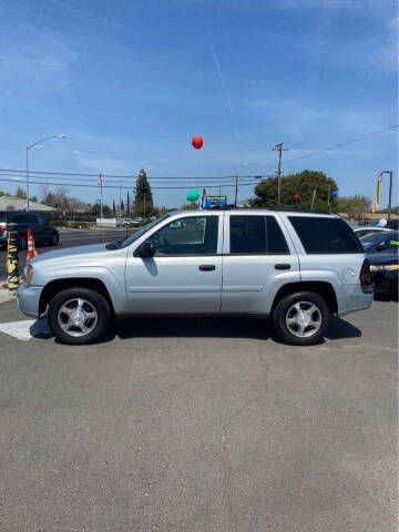2007 Chevrolet TrailBlazer for sale at WESLEYS AUTO WORLD LLC in Oakdale CA