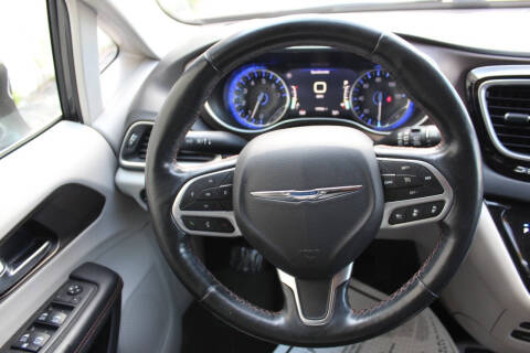 2019 Chrysler Pacifica Touring L Plus