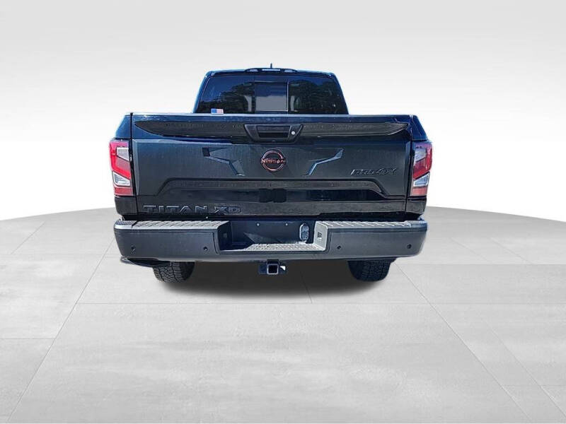 2024 Nissan Titan XD